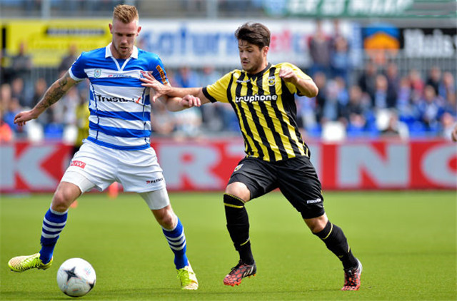 低于10人 低于10人