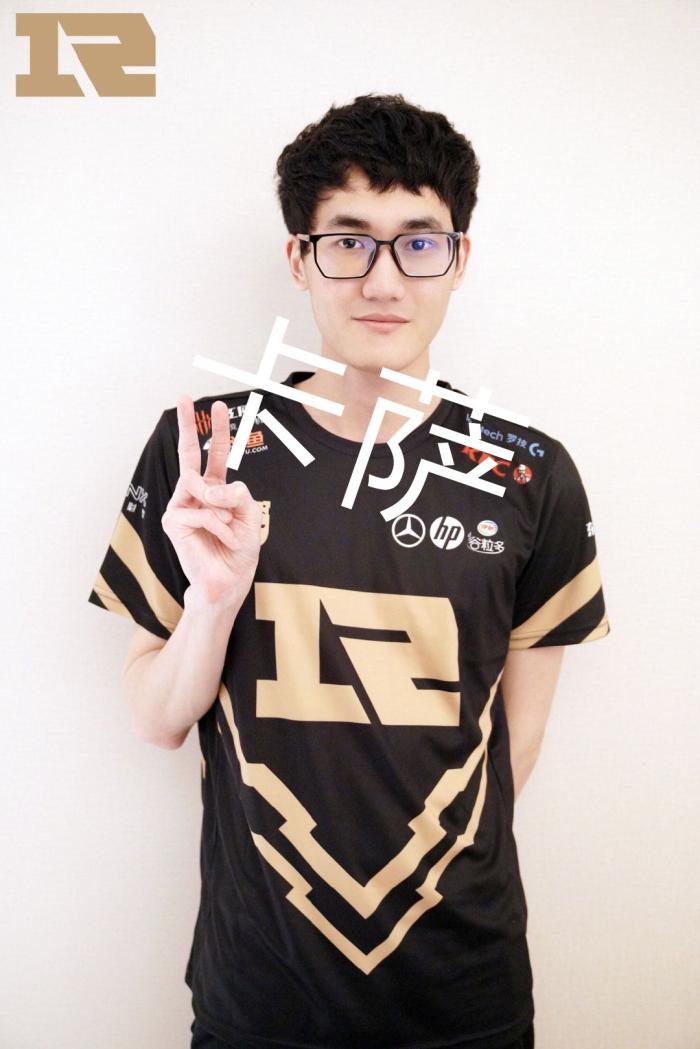 也是国际形 也是国际形