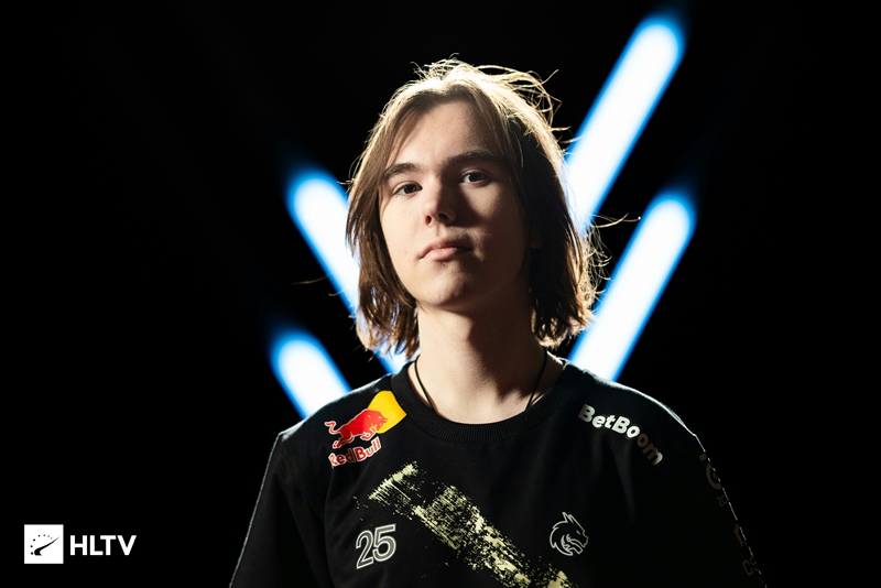 乎决定了球 乎决定了球