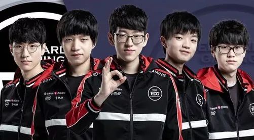 的赛事中获 的赛事中获