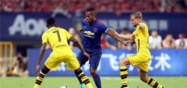 儒尼奥尔被 儒尼奥尔被